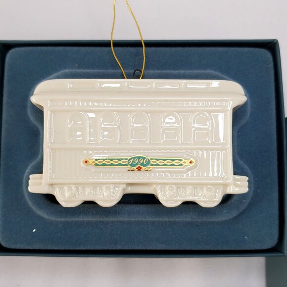 LENOX 1989,90, Yuletide Express Locomotive Train, Passenger Car & Dining Car - Picture 5 of 12
